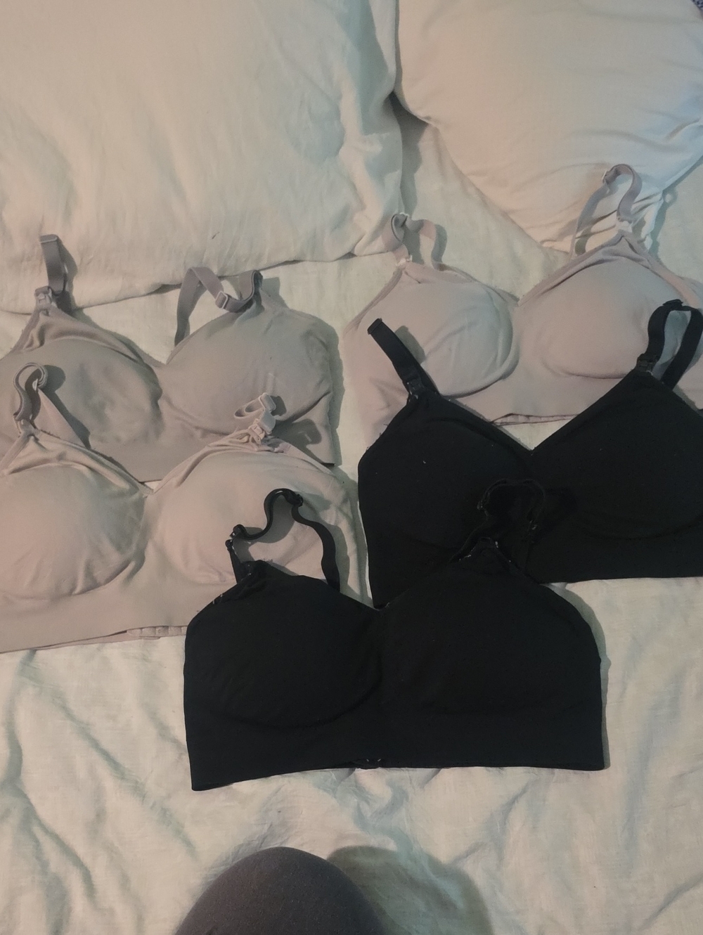 5 Maternity Wireless Comfort Bras
